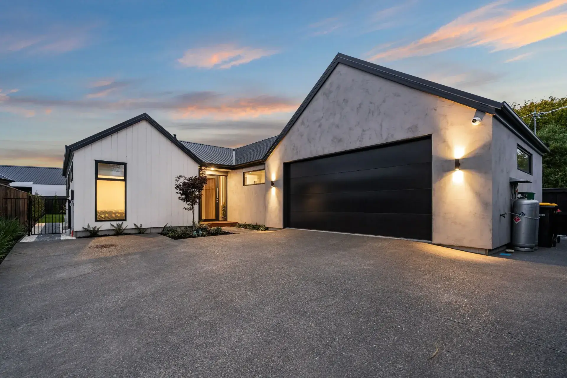 A Canterbury home overlooking the South Island landscape at dusk