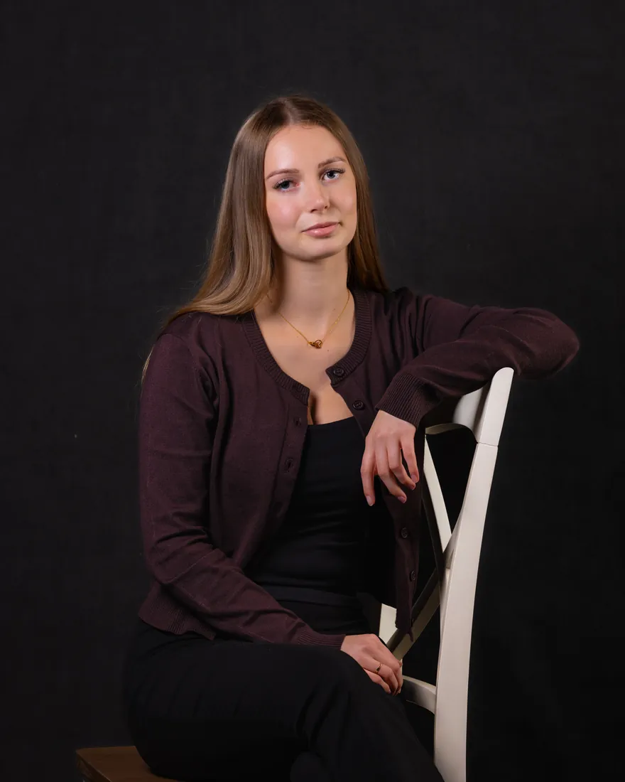 Olivia Morris, Licensed Salesperson